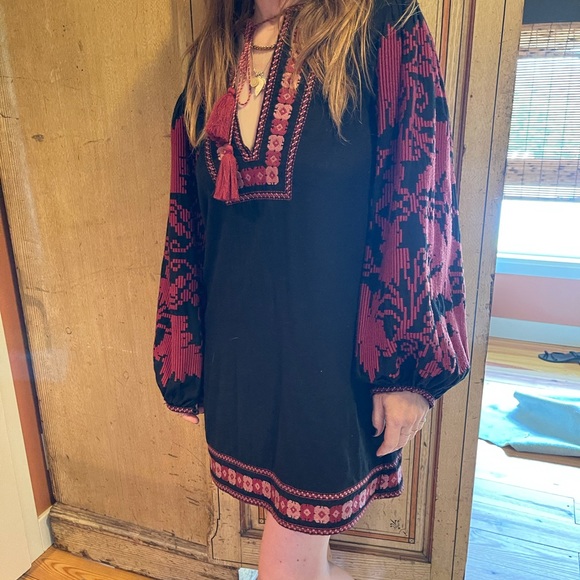 Embroidered Dress - Picture 3 of 3